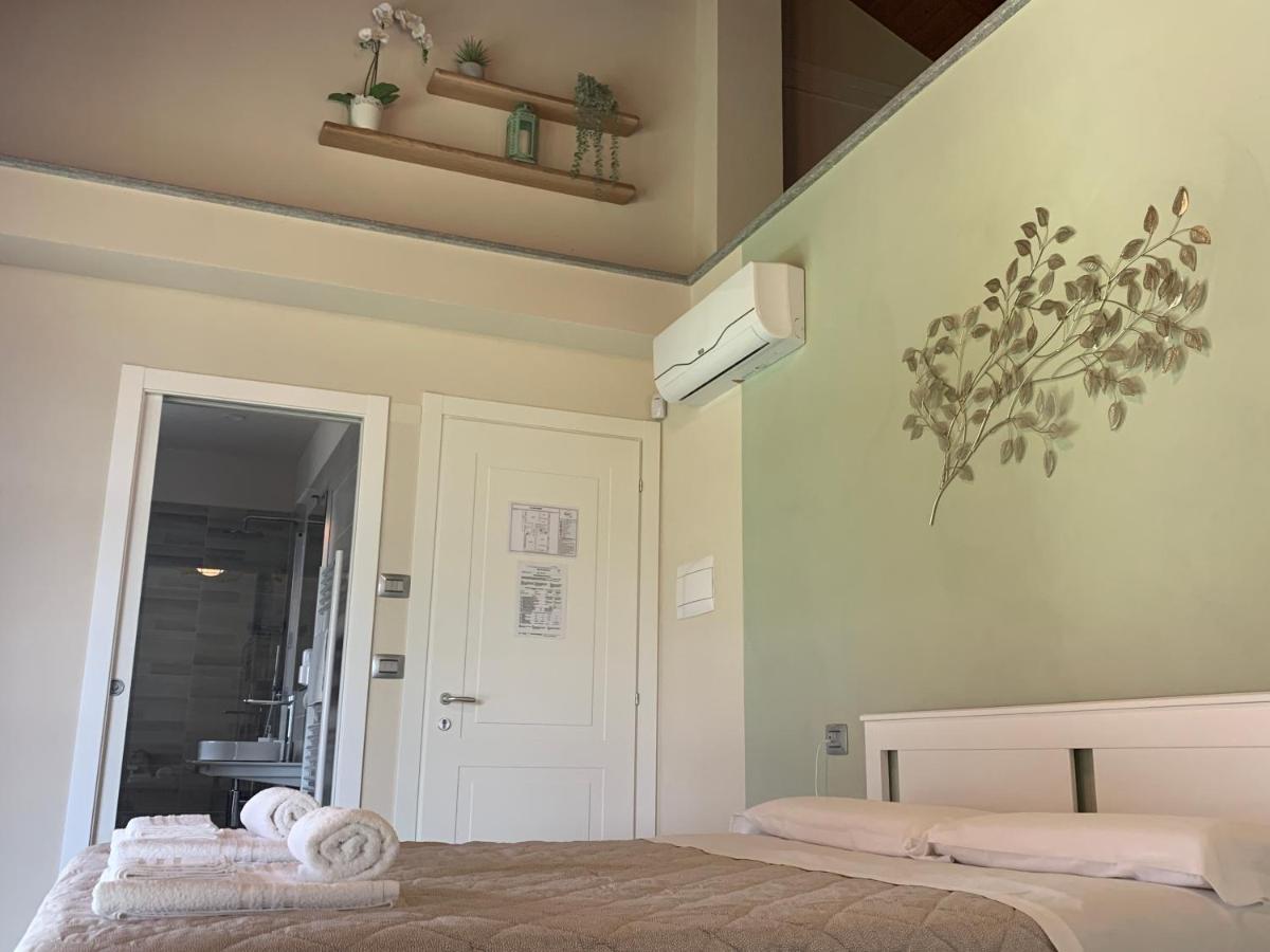 B&B La Luce Verde Салуццо Экстерьер фото