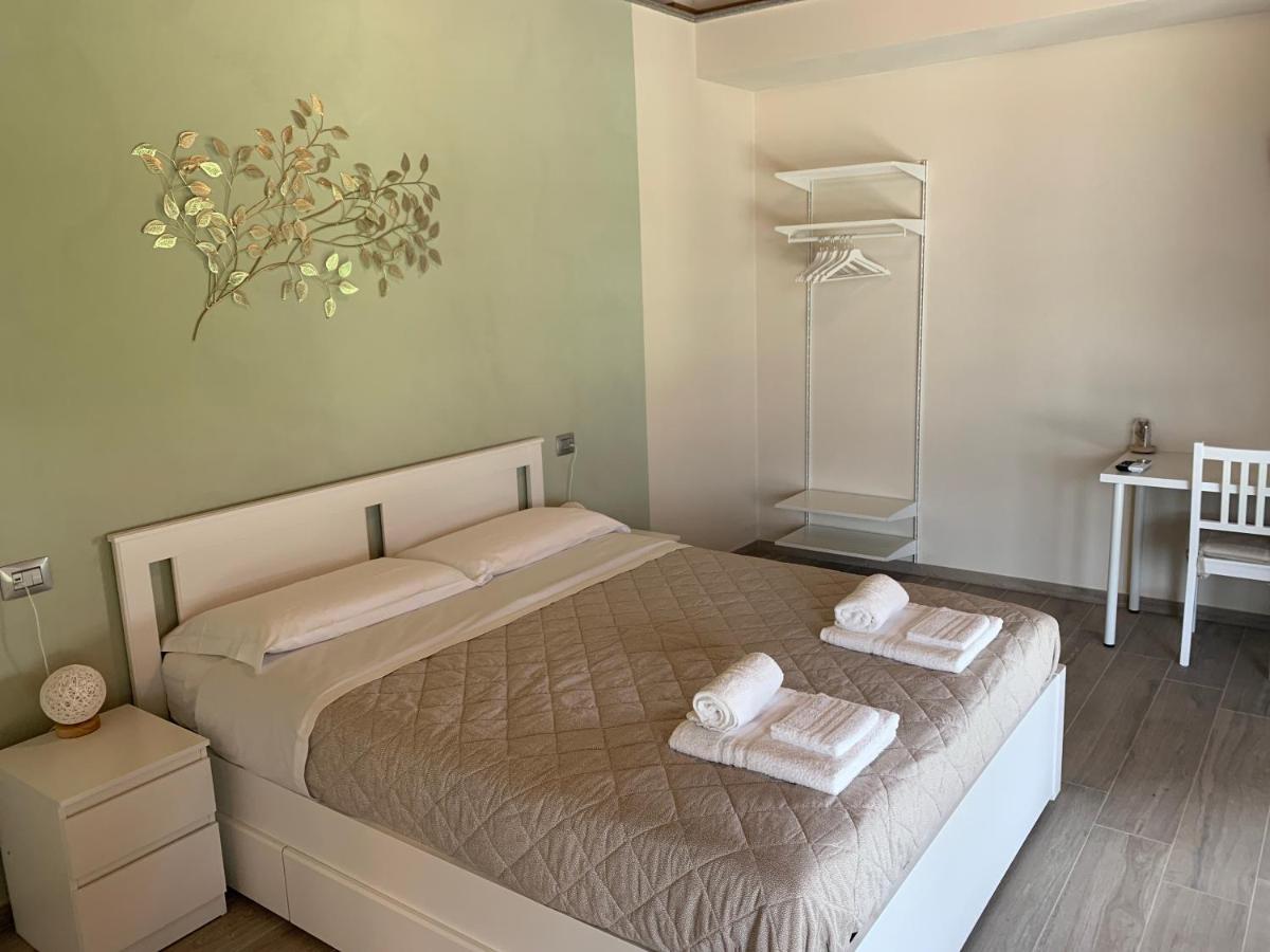 B&B La Luce Verde Салуццо Экстерьер фото