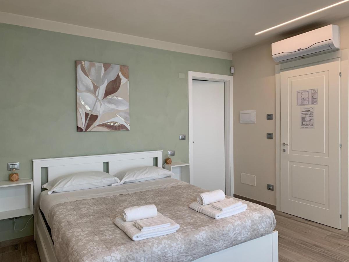 B&B La Luce Verde Салуццо Экстерьер фото